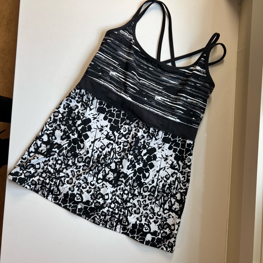 SOYBU Athletic top Black and white Size L